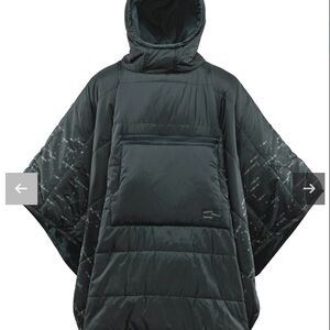 NWT Thermarest Honcho Poncho Black Forest
